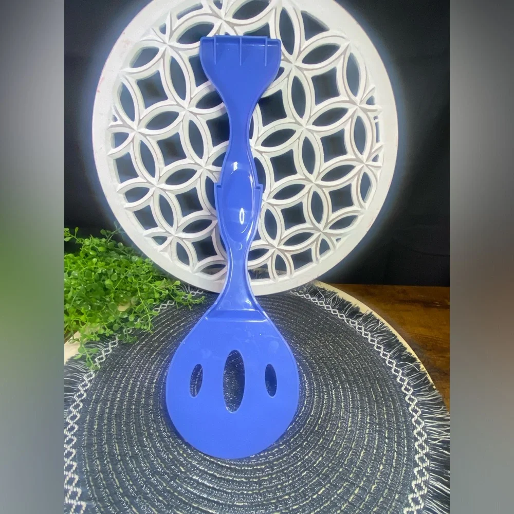Ultimate Easy Bake Oven Replacement Blue Pan‎ Pusher Spatula Only